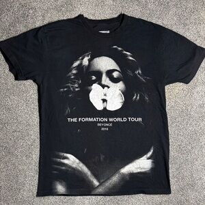 Women’s Beyoncé The Formation World Tour 2016 Black Graphic Tee
